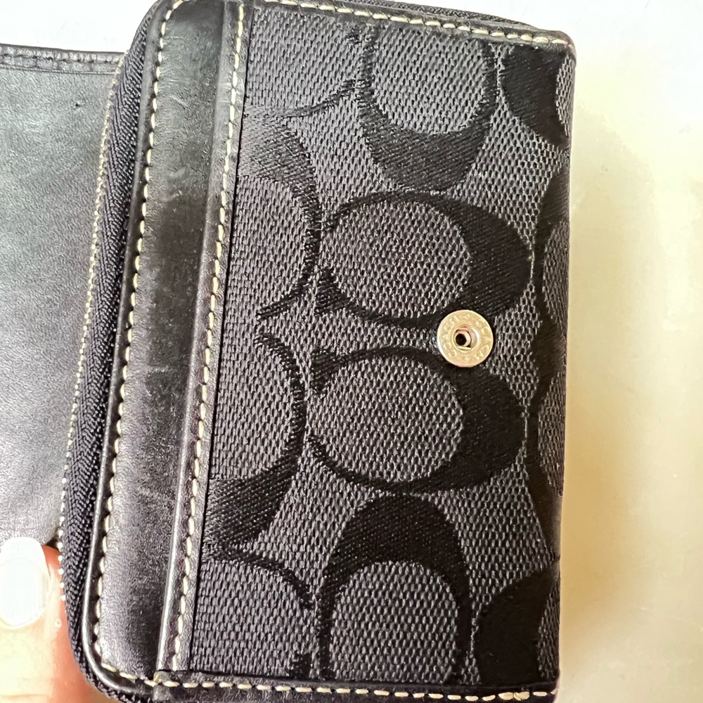 Coach Black Signature Pattern Wallet and Card Holder - Picture 8 of 11